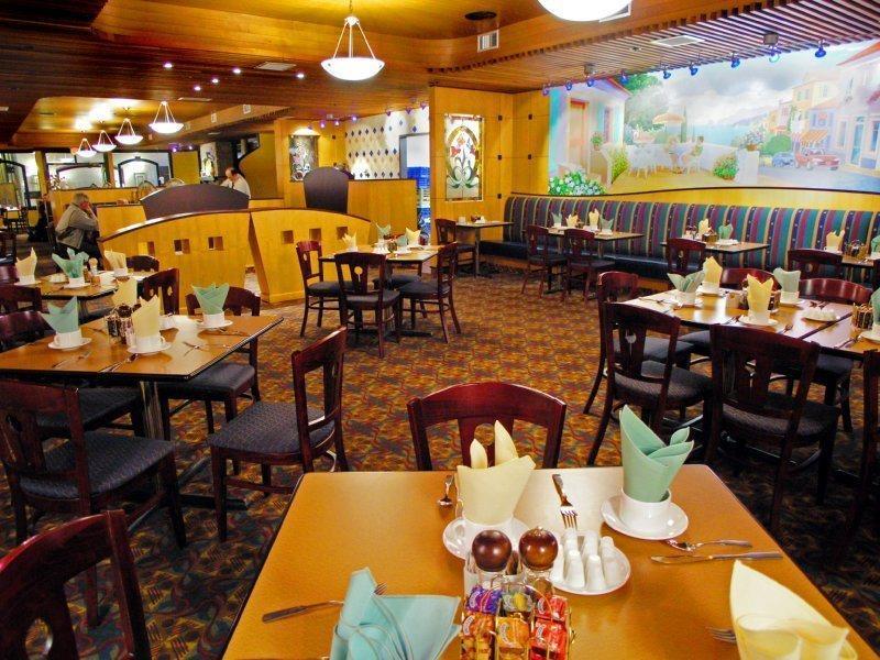 Best Western Cedar Park Inn Edmonton Restaurant photo